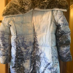 Beautiful Lands End Parka. Gently used.